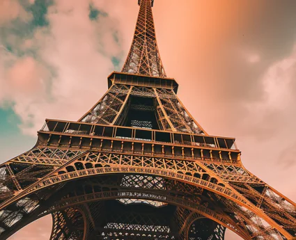 11N/12D Europe trip packed with scenic views & iconic landscapes covering Paris, Switzerland, Germany, Innsbruck, Venice, Pisa & Rome.