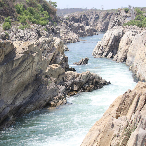Visit Bhedaghat – Pachmarhi – Kanha